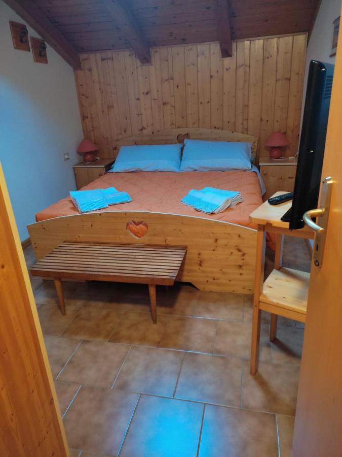 La Casa Di Grace Nella Valle Incantantata 卡拉诺 外观 照片